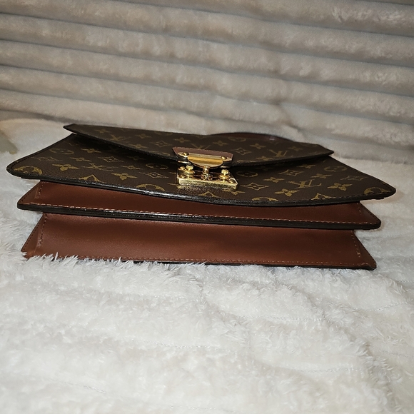 🔥😍Beautiful Condition 🔥 😍 Authentic Louis Vuitton - Picture 16 of 17